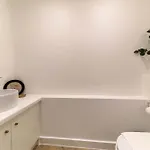 Premium Hyde Park Townhouse By Madestays