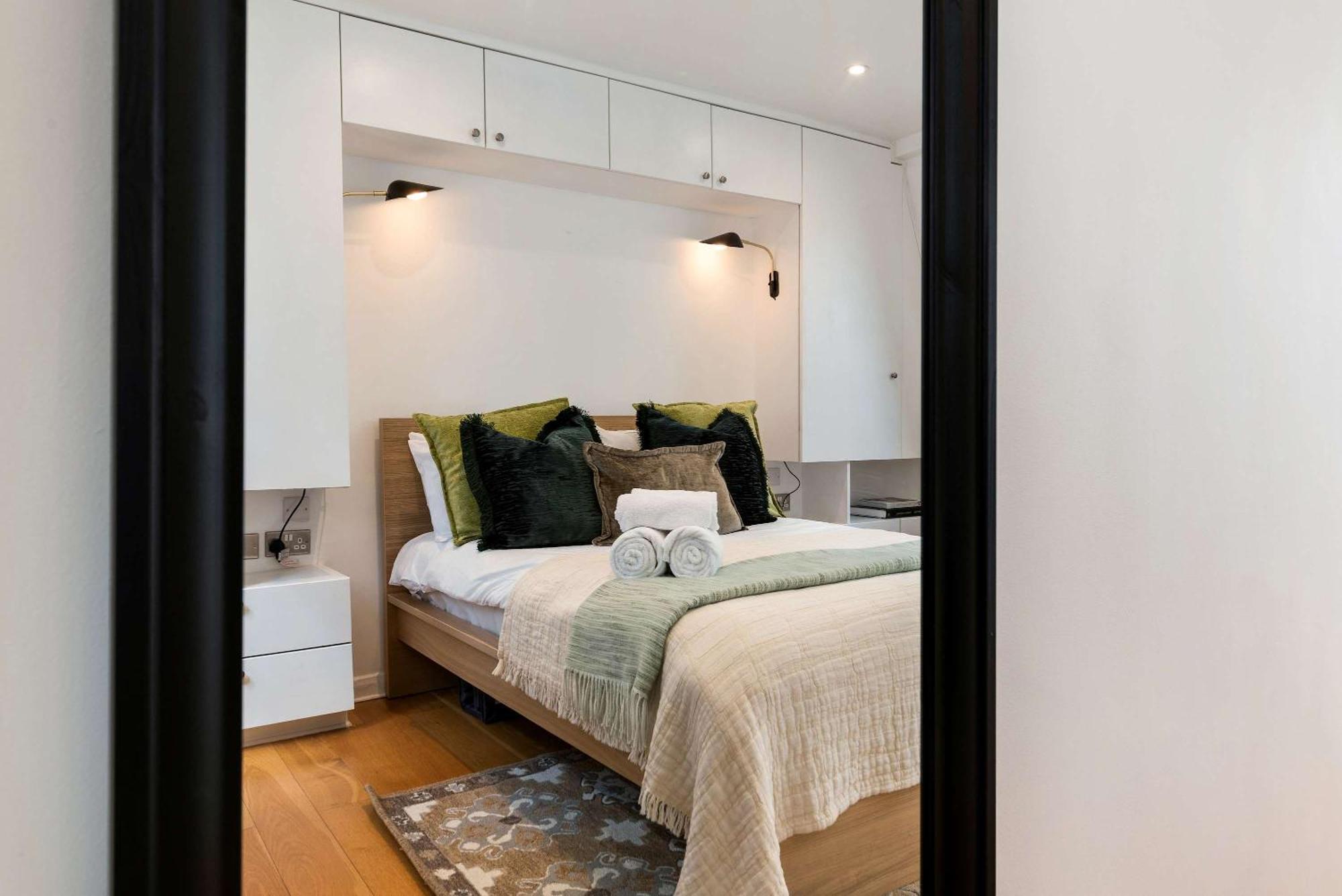 Premium Hyde Park Townhouse By Madestays Holiday home London