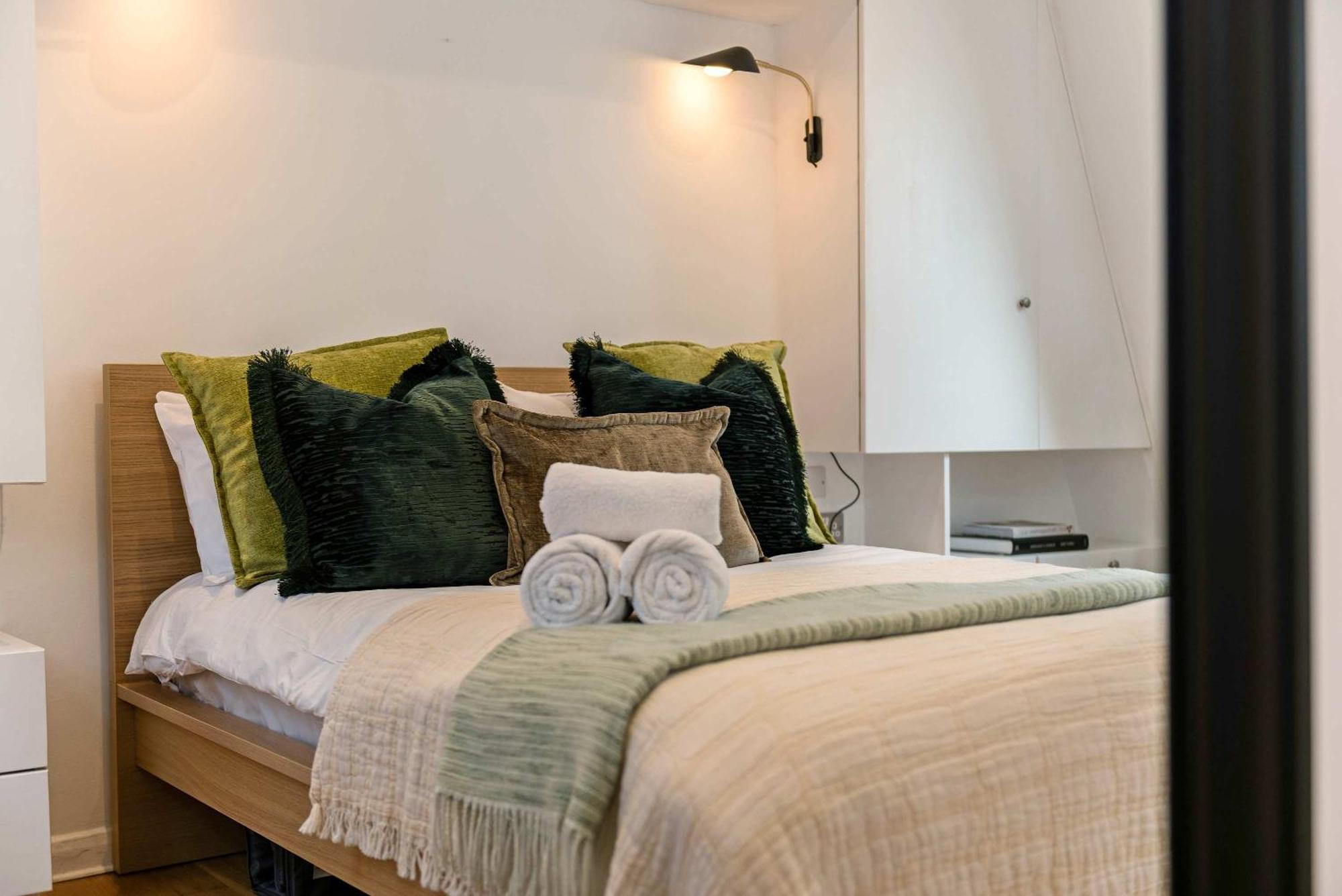 Premium Hyde Park Townhouse By Madestays * London