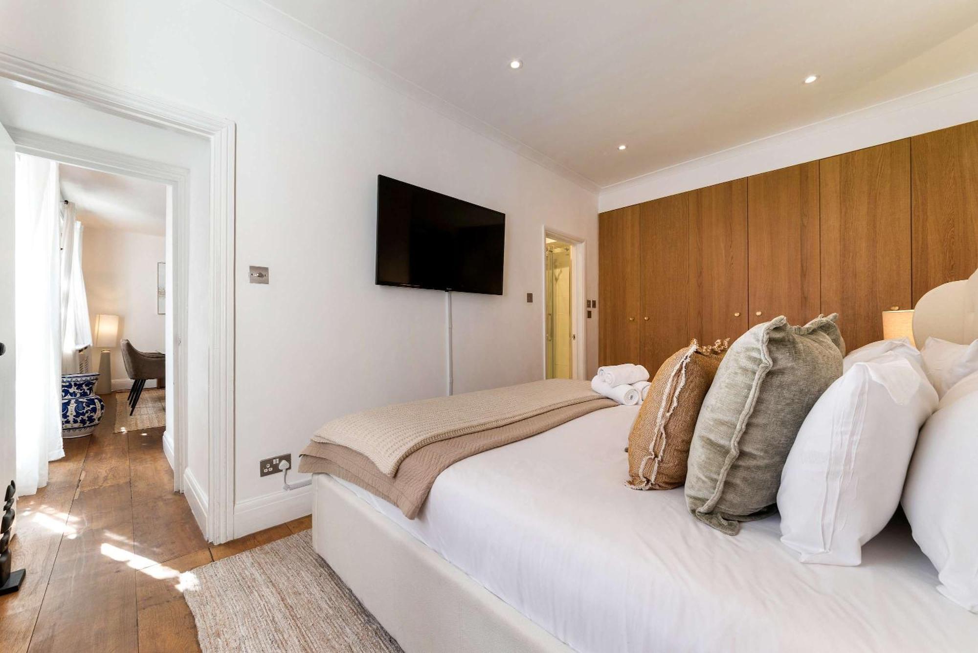 Premium Hyde Park Townhouse By Madestays Holiday home London