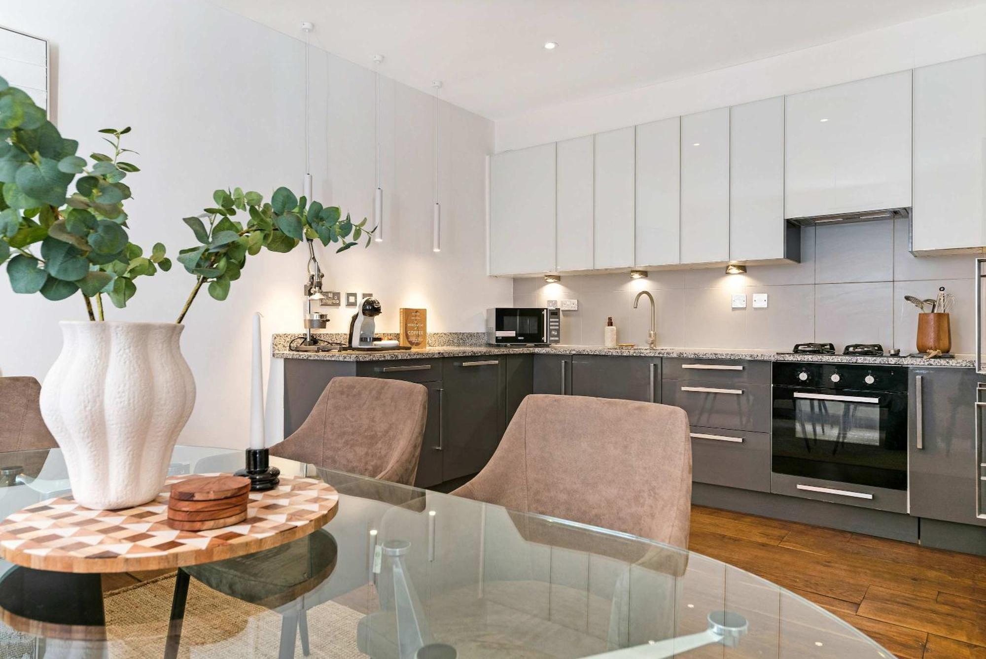 Premium Hyde Park Townhouse By Madestays * London