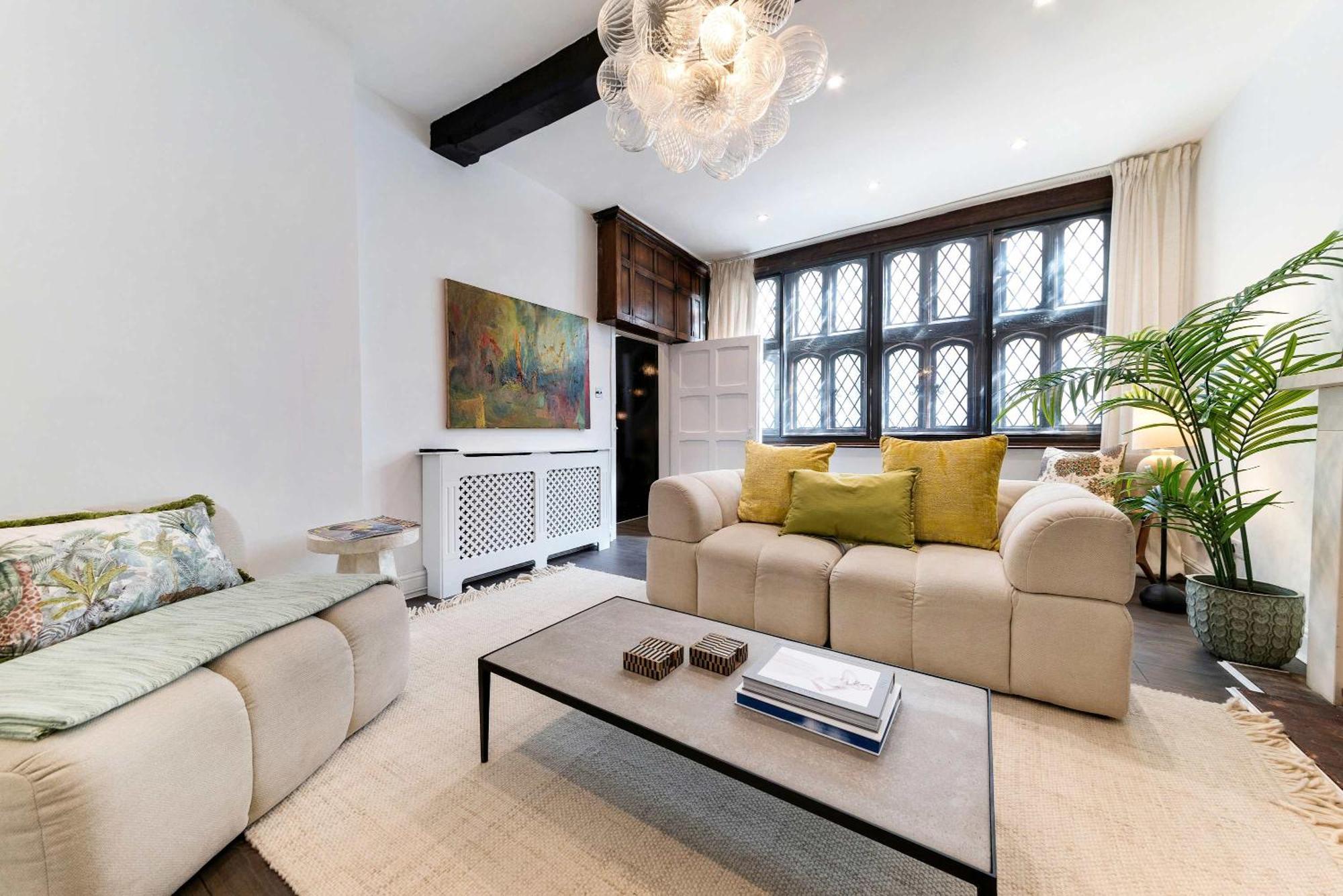 Premium Hyde Park Townhouse By Madestays